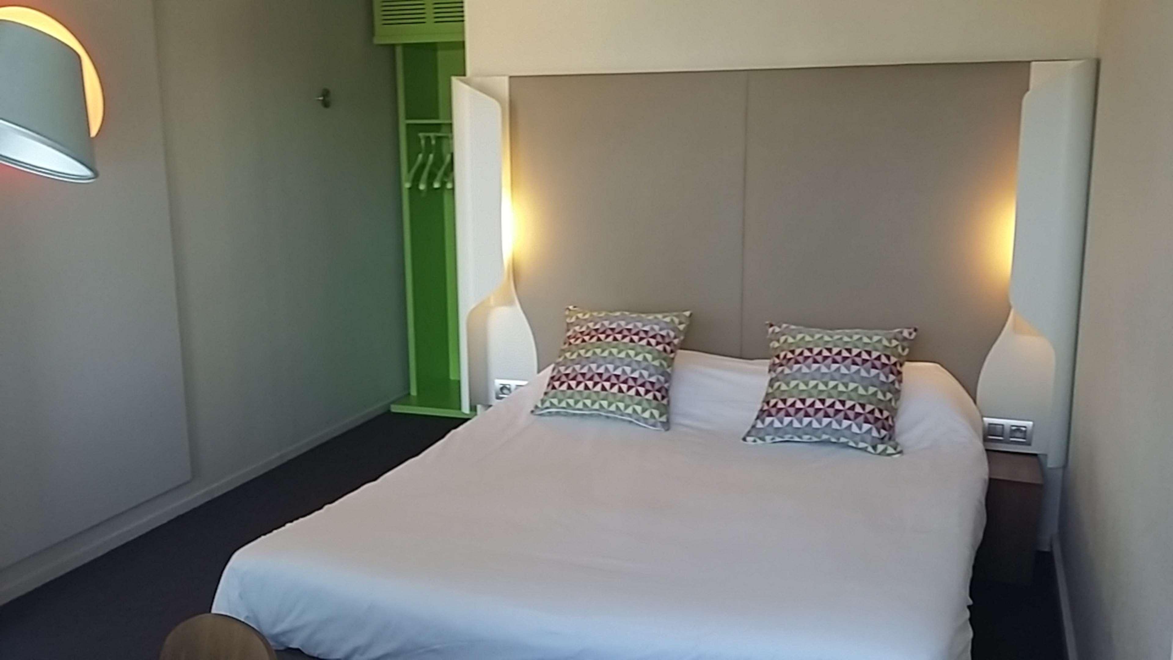 Campanile Lille - Seclin Hotell Eksteriør bilde