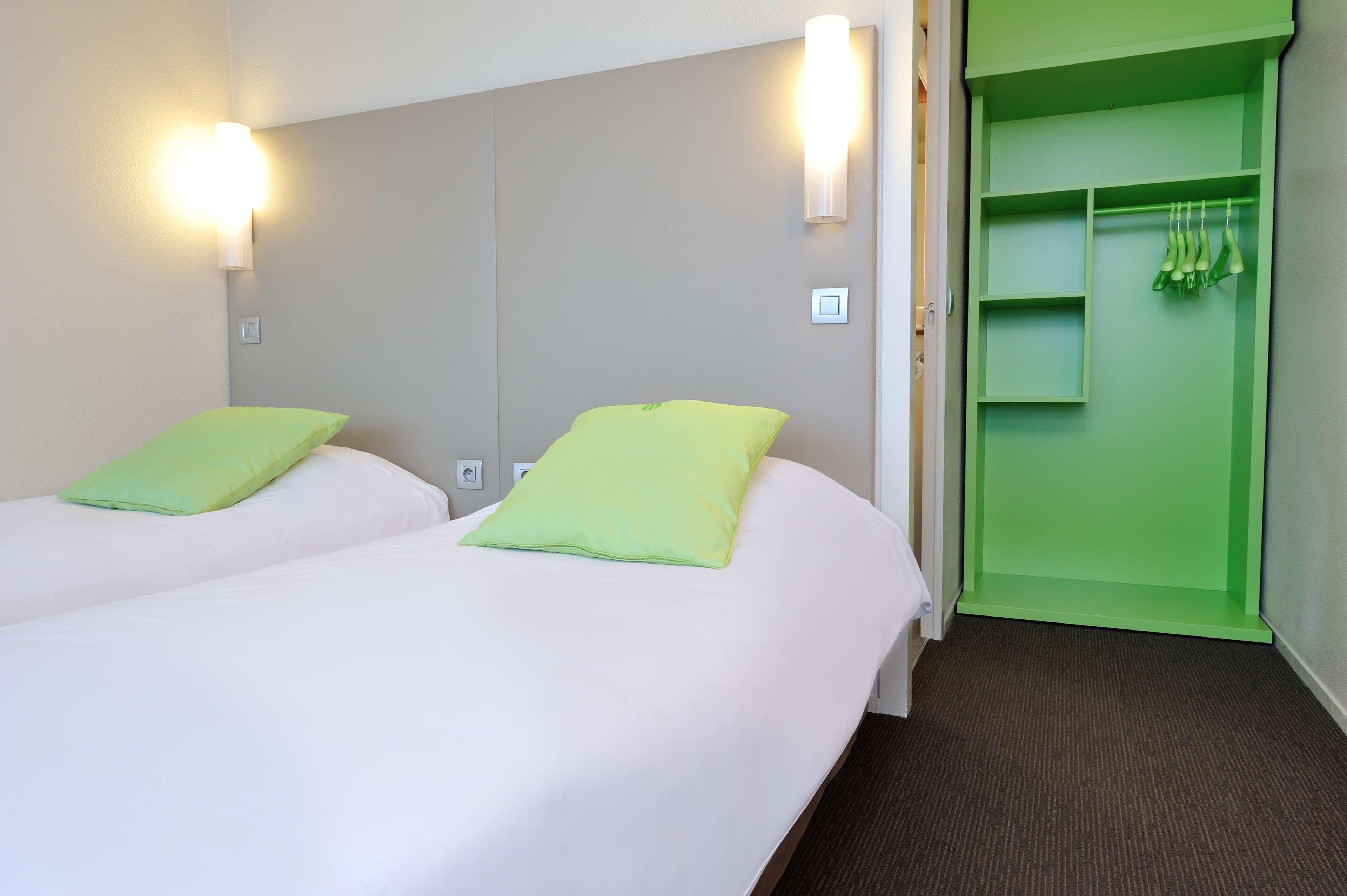 Campanile Lille - Seclin Hotell Eksteriør bilde