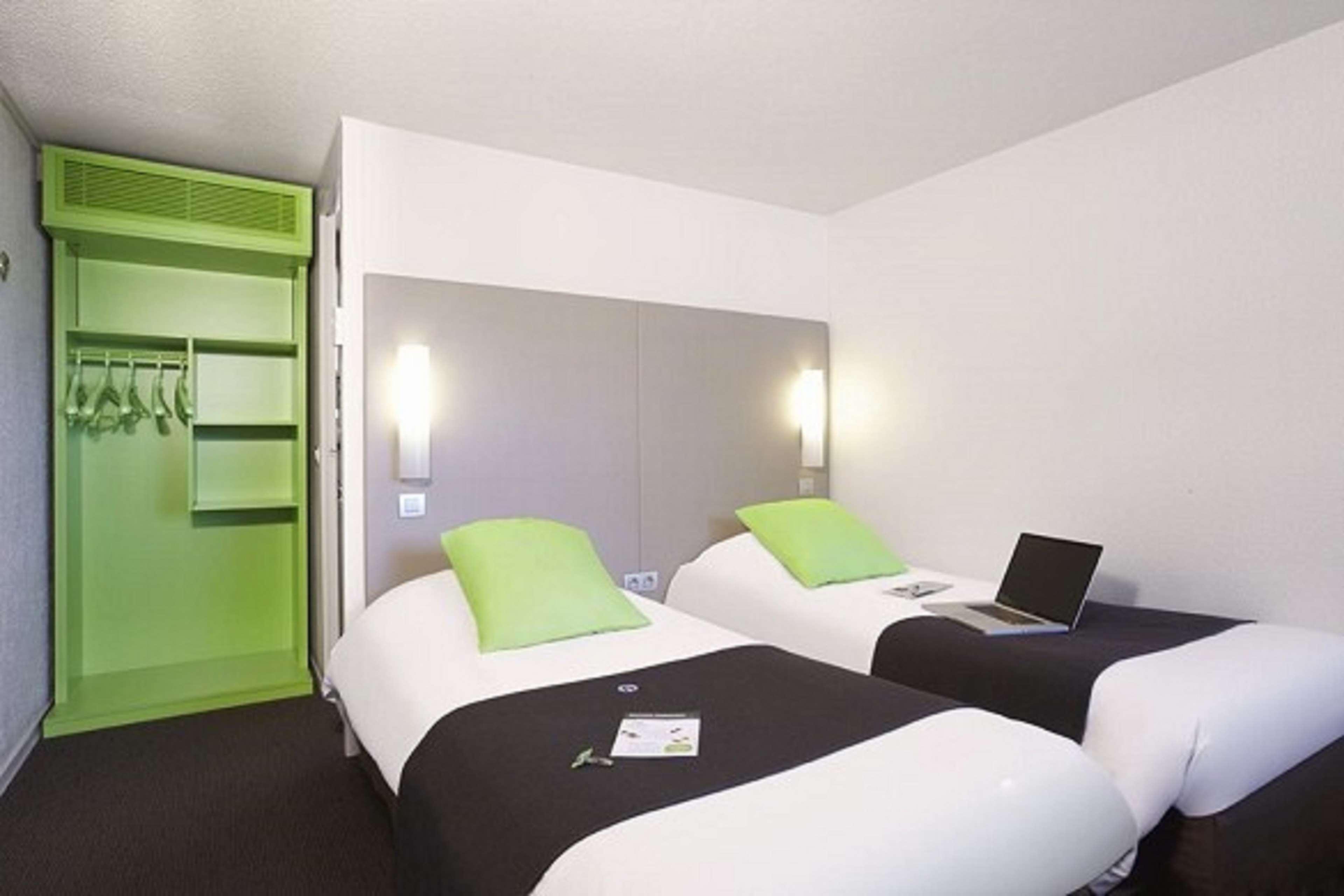 Campanile Lille - Seclin Hotell Eksteriør bilde