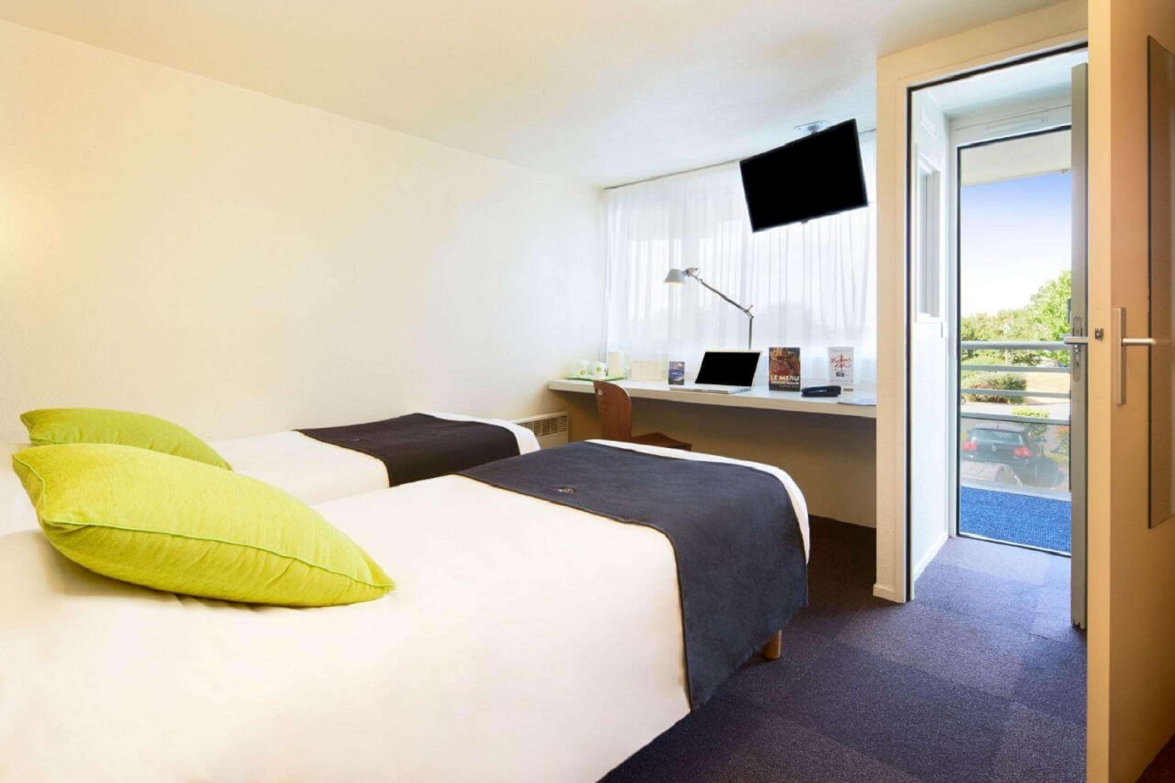 Campanile Lille - Seclin Hotell Eksteriør bilde