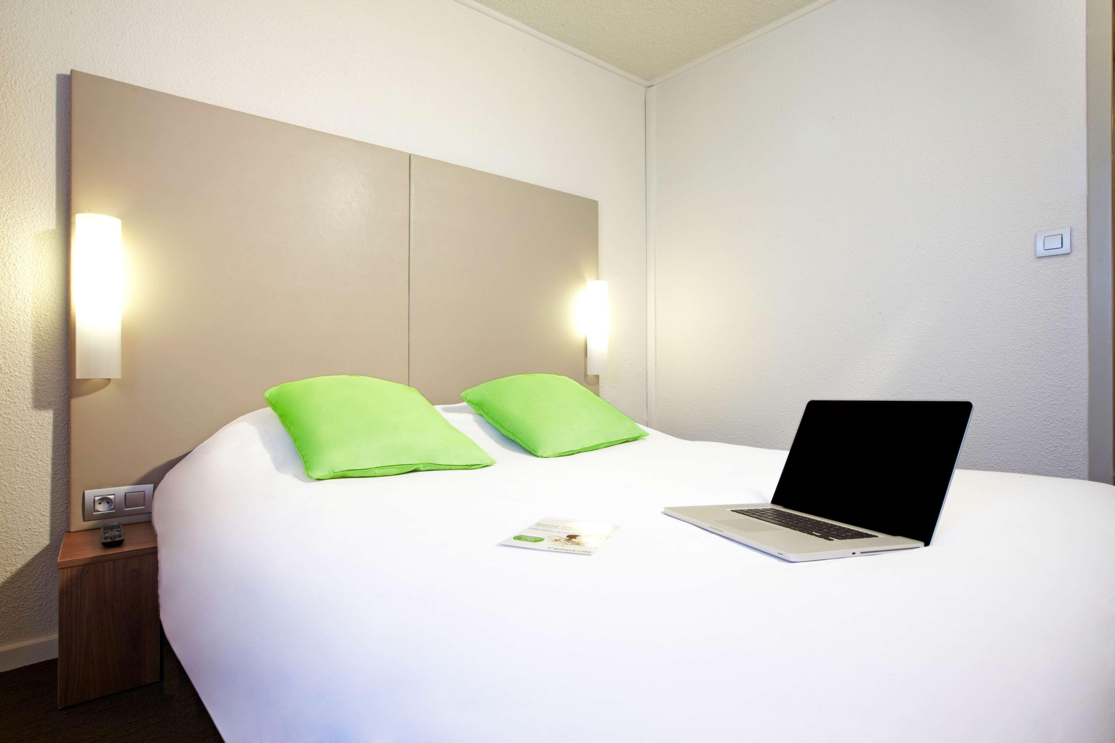 Campanile Lille - Seclin Hotell Eksteriør bilde