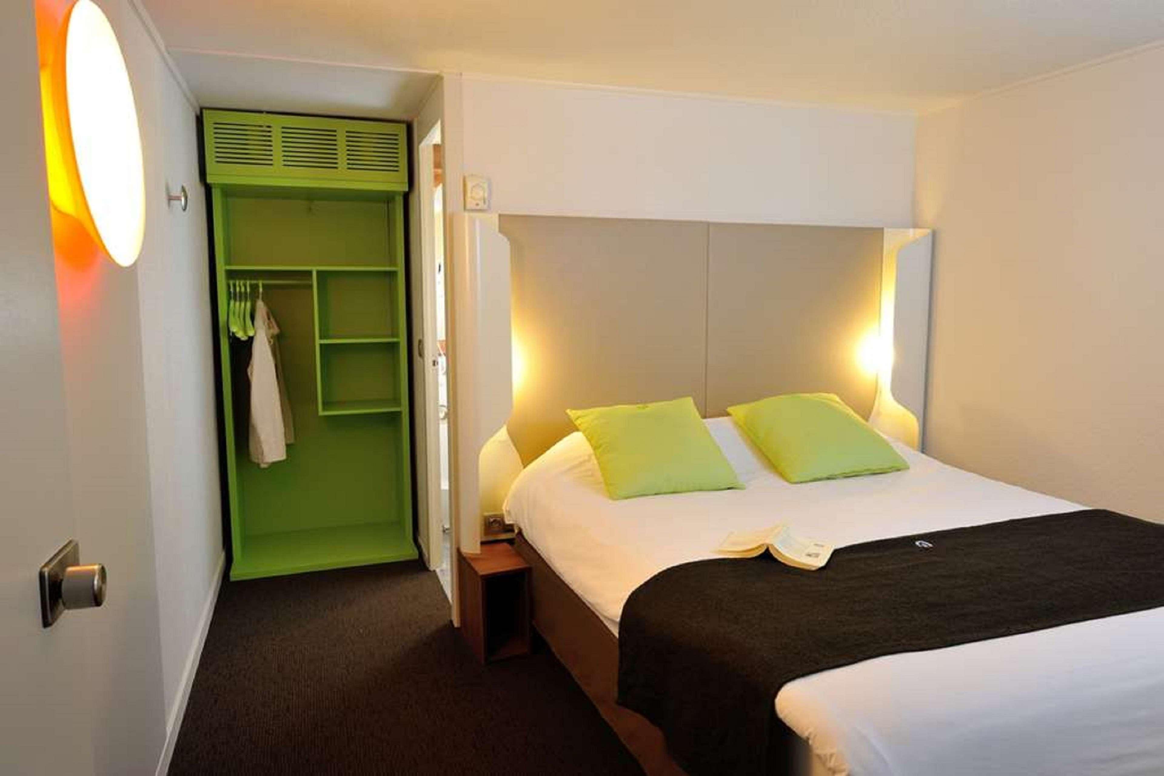 Campanile Lille - Seclin Hotell Eksteriør bilde